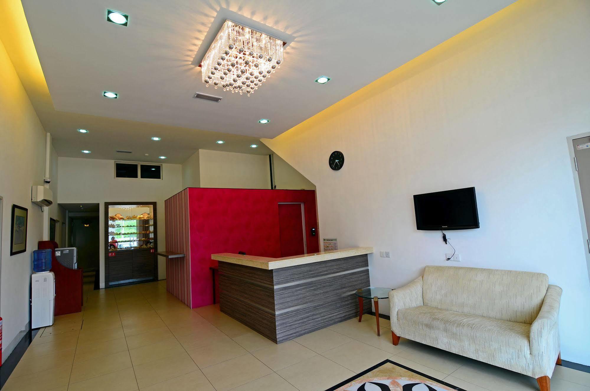 Hotel Avenue Kuantan Buitenkant foto