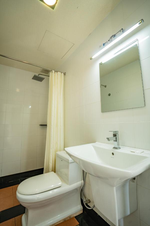 Hotel Avenue Kuantan Buitenkant foto